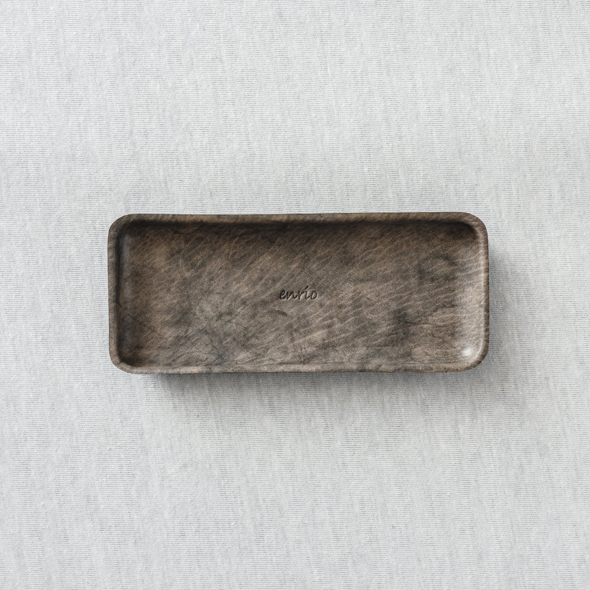Accessory storage tray 小物置きトレイ