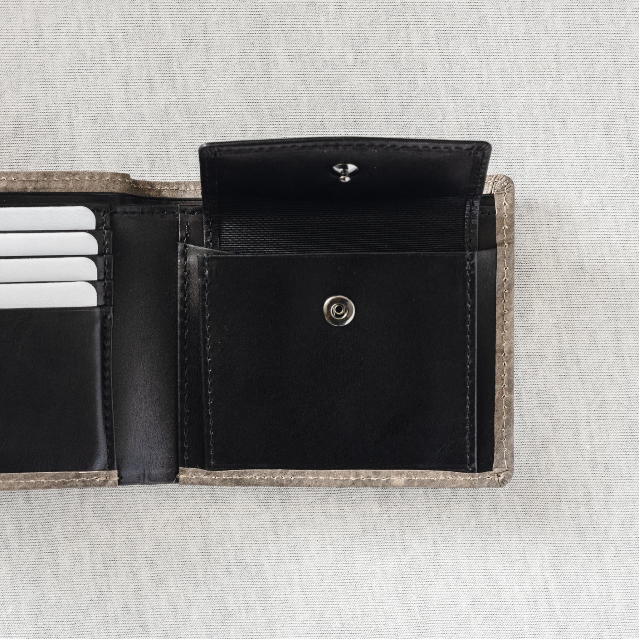 Folded wallet Indigo dyeing 二つ折り財布 藍染